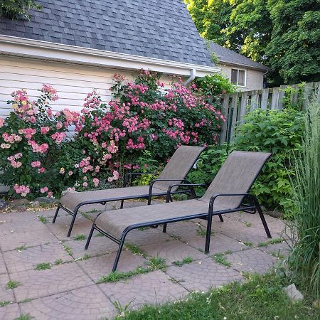 Garden 2 Storey House Niagara Falls Exterior photo