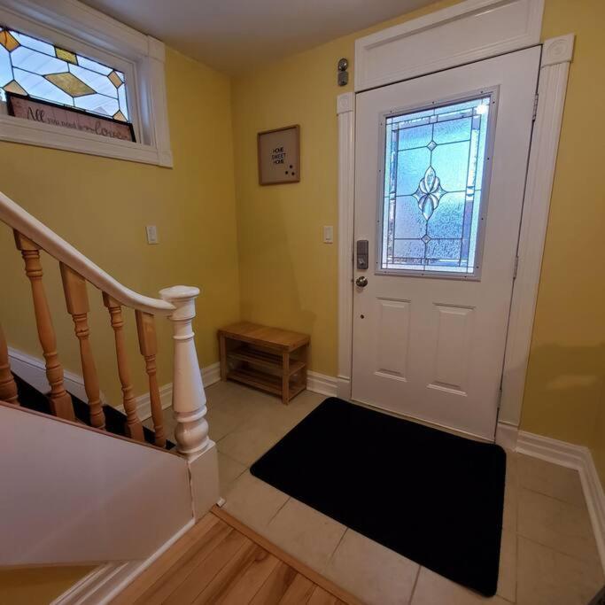 Garden 2 Storey House Niagara Falls Exterior photo